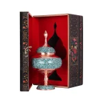 شکلات خوری فیروزه کوب در جعبه نفیس - تصویر 2