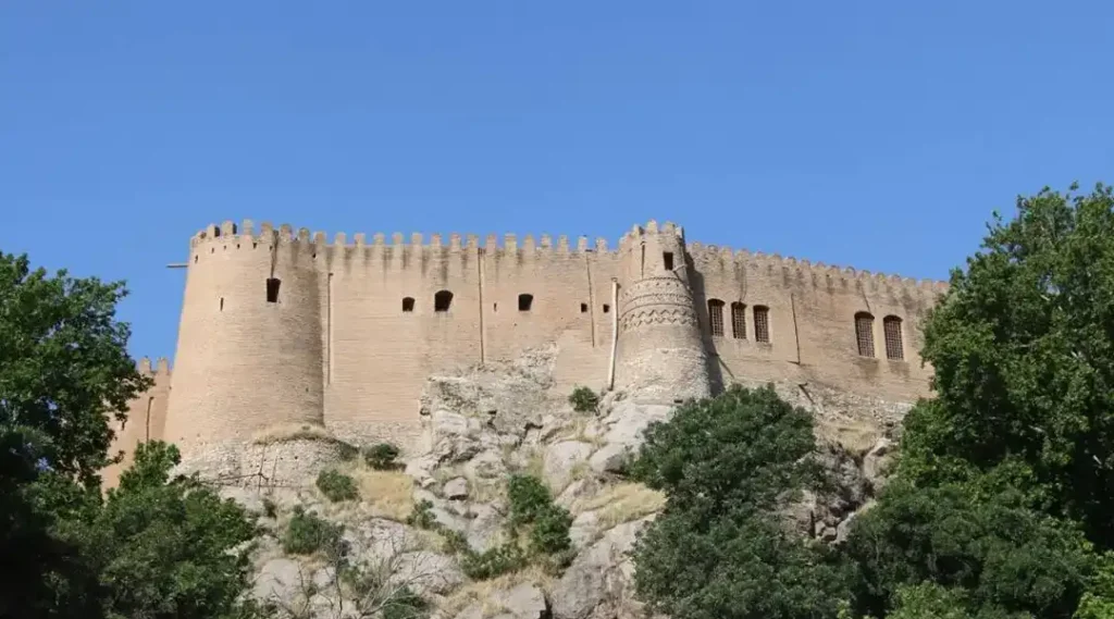 قلعه فلک الافلاک