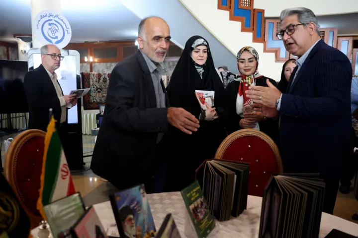 نمایشگاه خیریه انجمن دیپلماتیک بانوان